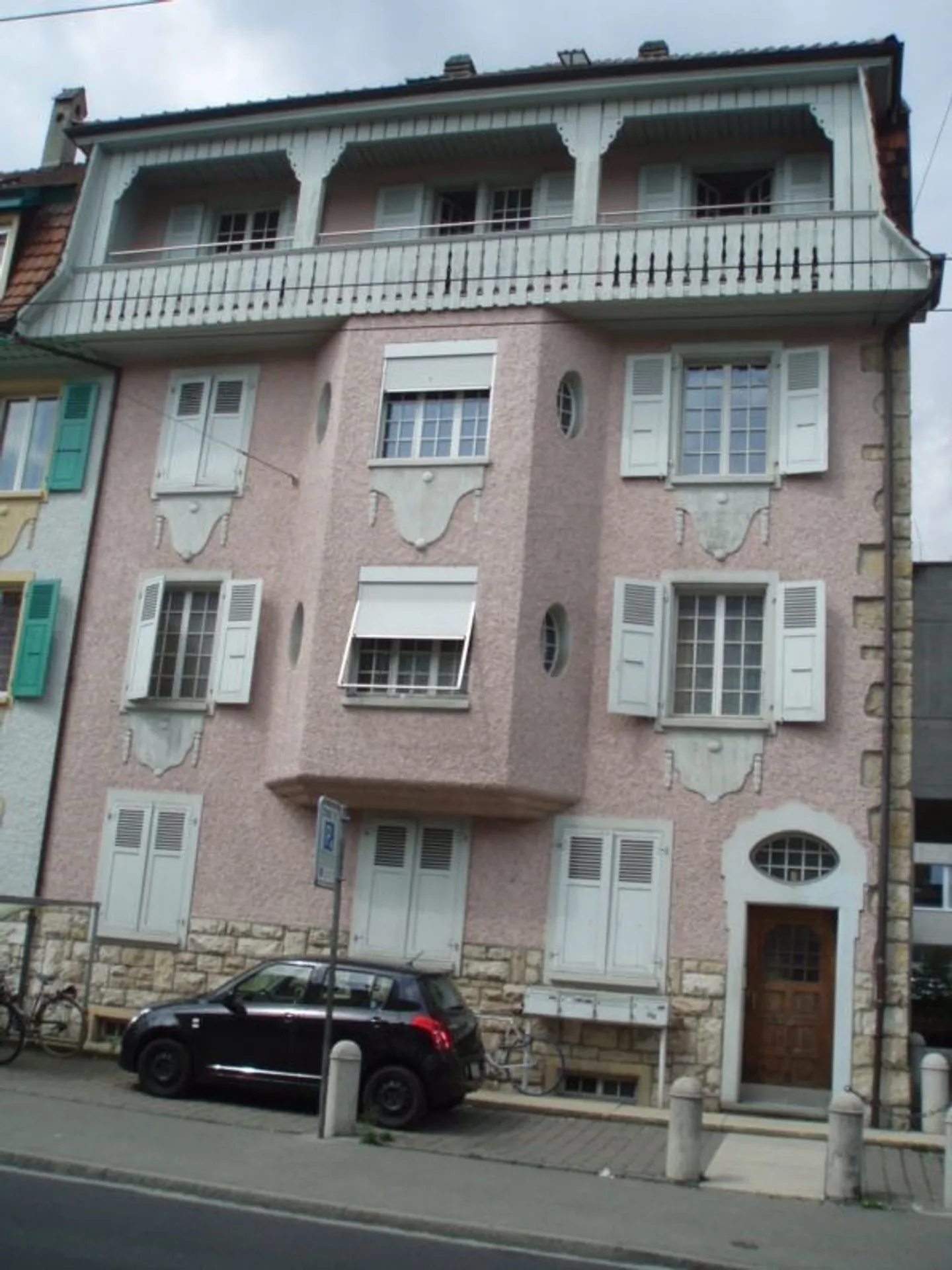 Central 4-room apartment on the 3rd floor - Photo 8 of 8