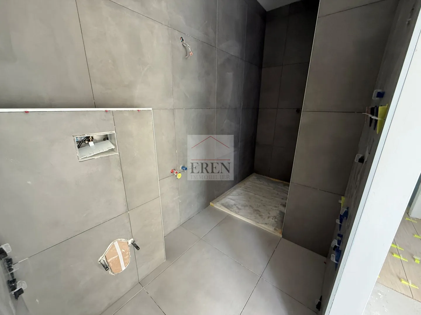 Spazioso attico di 4,5 stanze con terrazza panoramica di 68 m2 - Foto 6 di 32