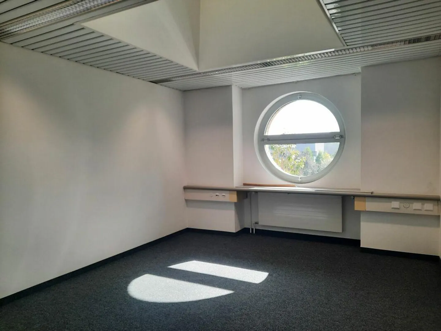 Your commercial premises for individual use - Photo 5 of 9