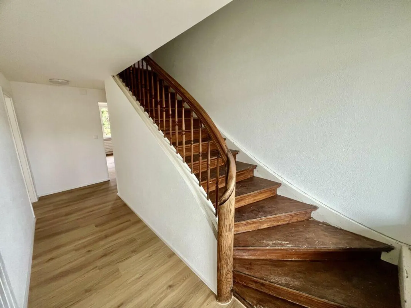 Grande maisonette di 5,5 stanze con giardino - Foto 8 di 16
