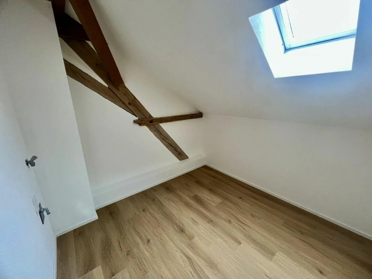 Grande maisonette di 5,5 stanze con giardino - Foto 14 di 16