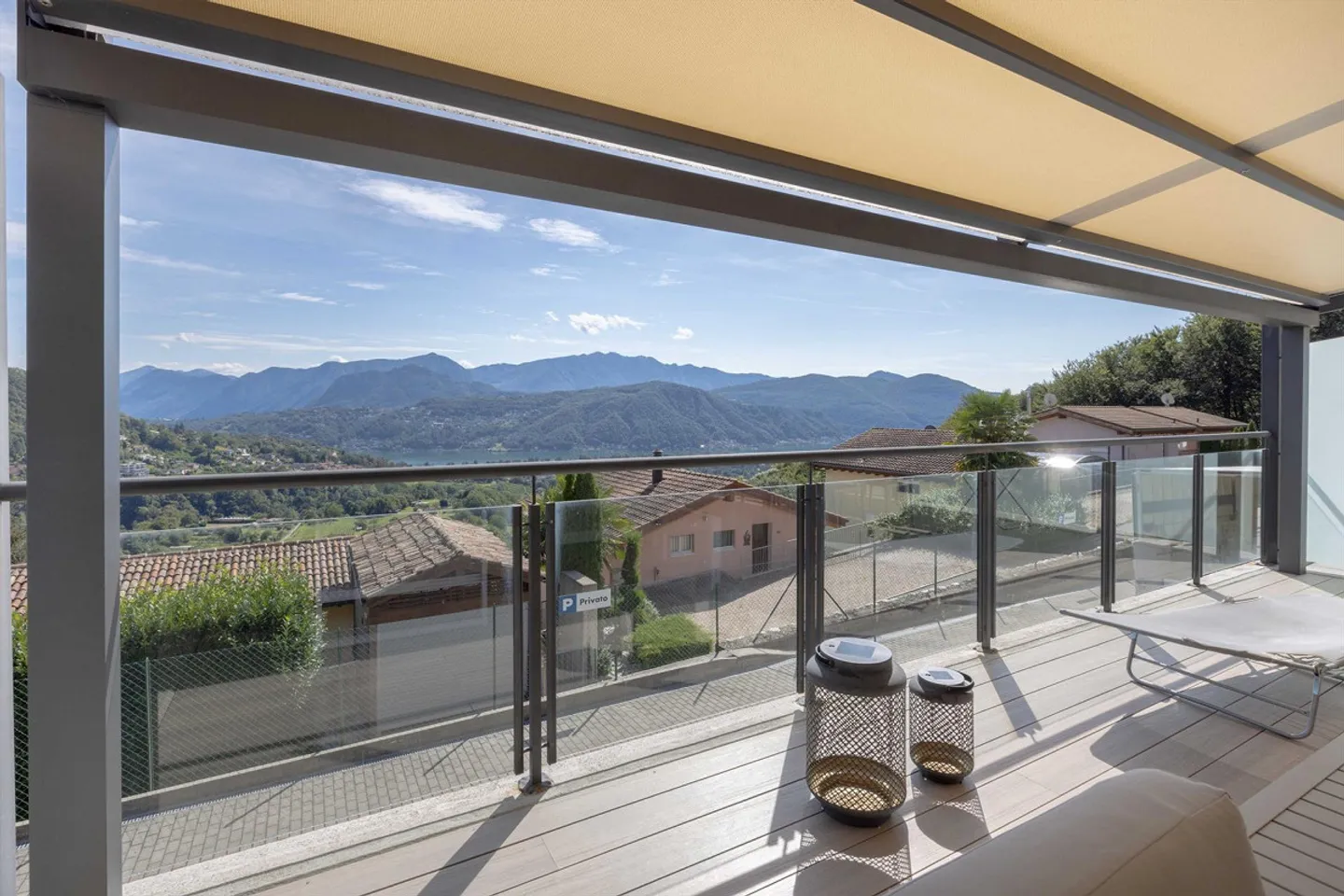 PRACHTVOLLES HAUS MIT 4.5 ZIMMERN UND WUNDERSCHÖNEM SEEBLICK IN PURA - Foto 3 von 9