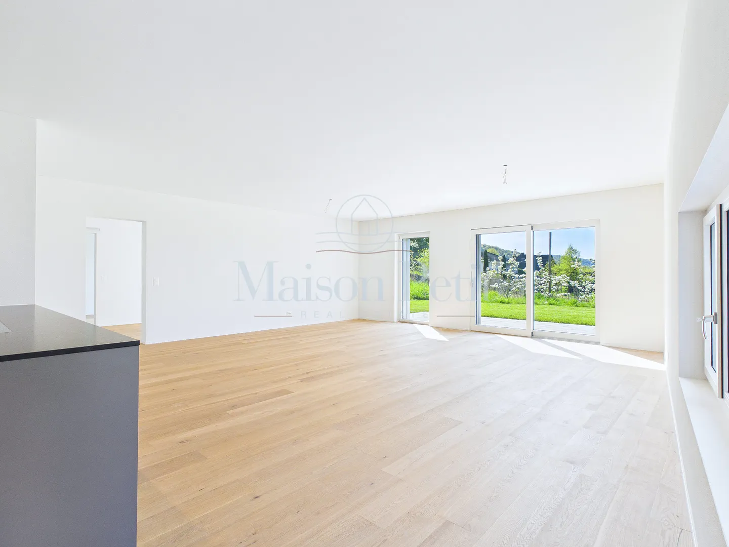 Charmant appartement de jardin 5.5 pièces avec jardin de 336 m² et intimité - Photo 5 sur 11