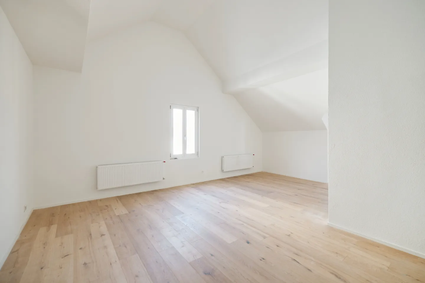 Appartamento luminoso e contemporaneo di 2,5 stanze - Foto 4 di 6