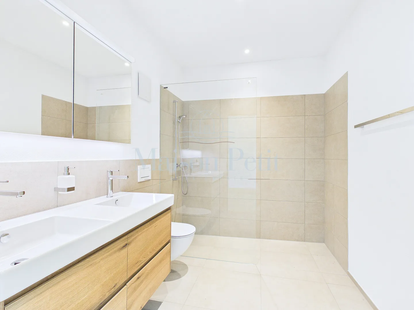 Charmant appartement de jardin 5.5 pièces avec jardin de 336 m² et intimité - Photo 8 sur 11