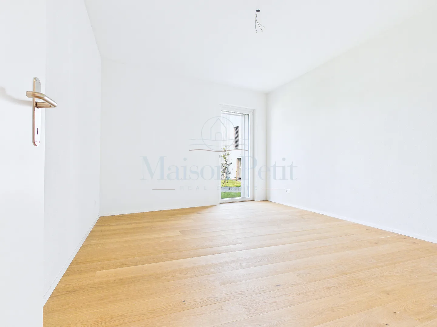 Charmant appartement de jardin 5.5 pièces avec jardin de 336 m² et intimité - Photo 11 sur 11