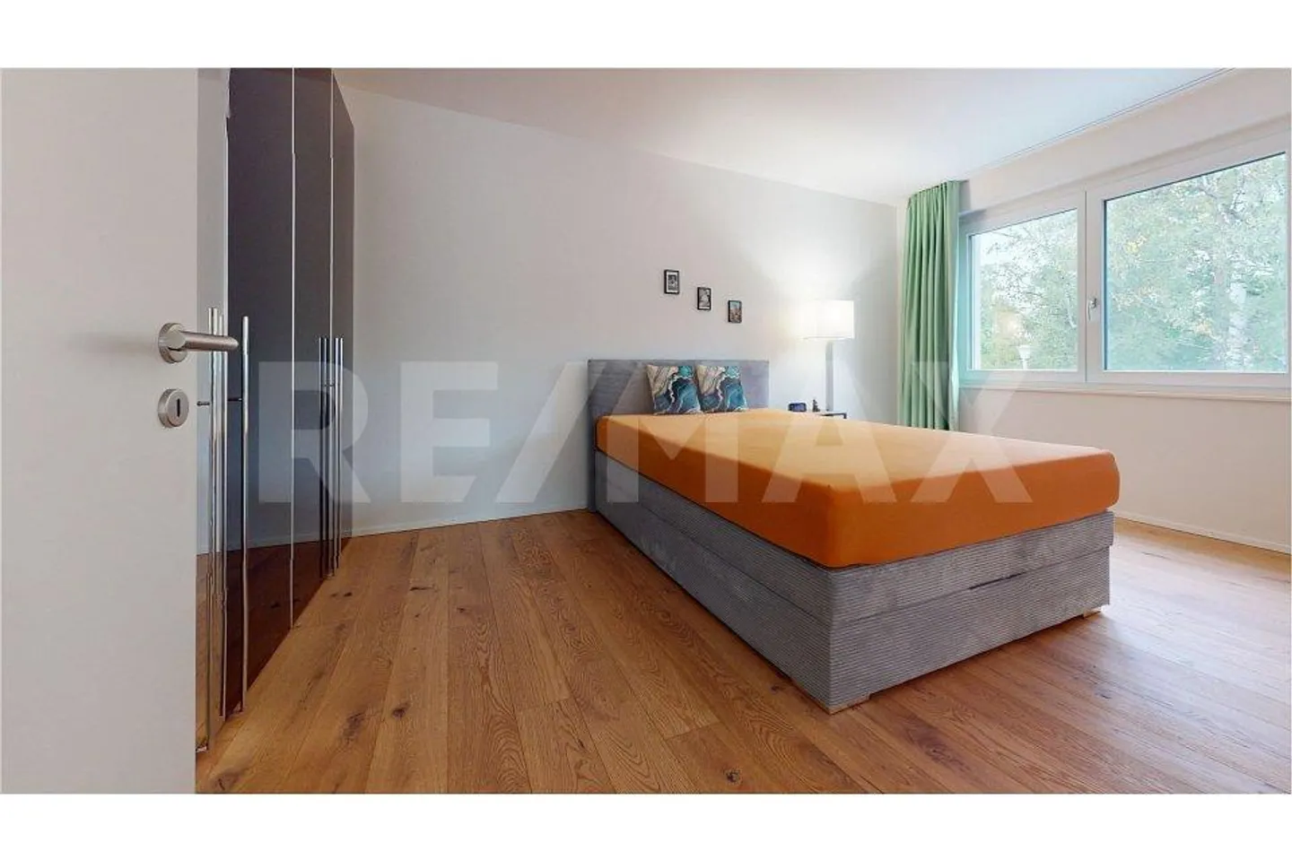 Contemporary Living Comfort. Attractive 2½-Room Apartment in Niederglatt - Photo 6 of 8