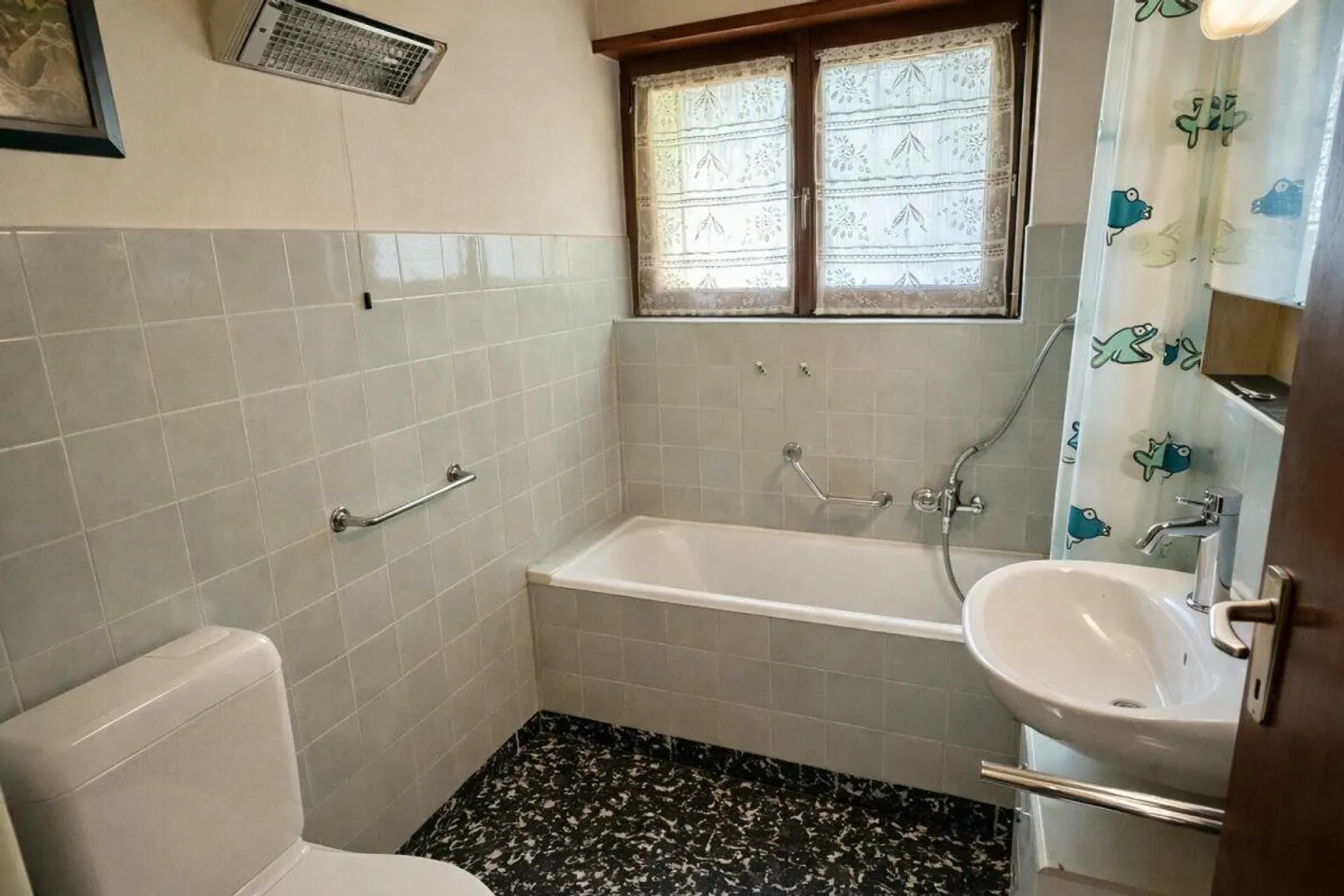 Casa unifamiliare in posizione tranquilla con vista, da ristrutturare - Foto 15 di 15