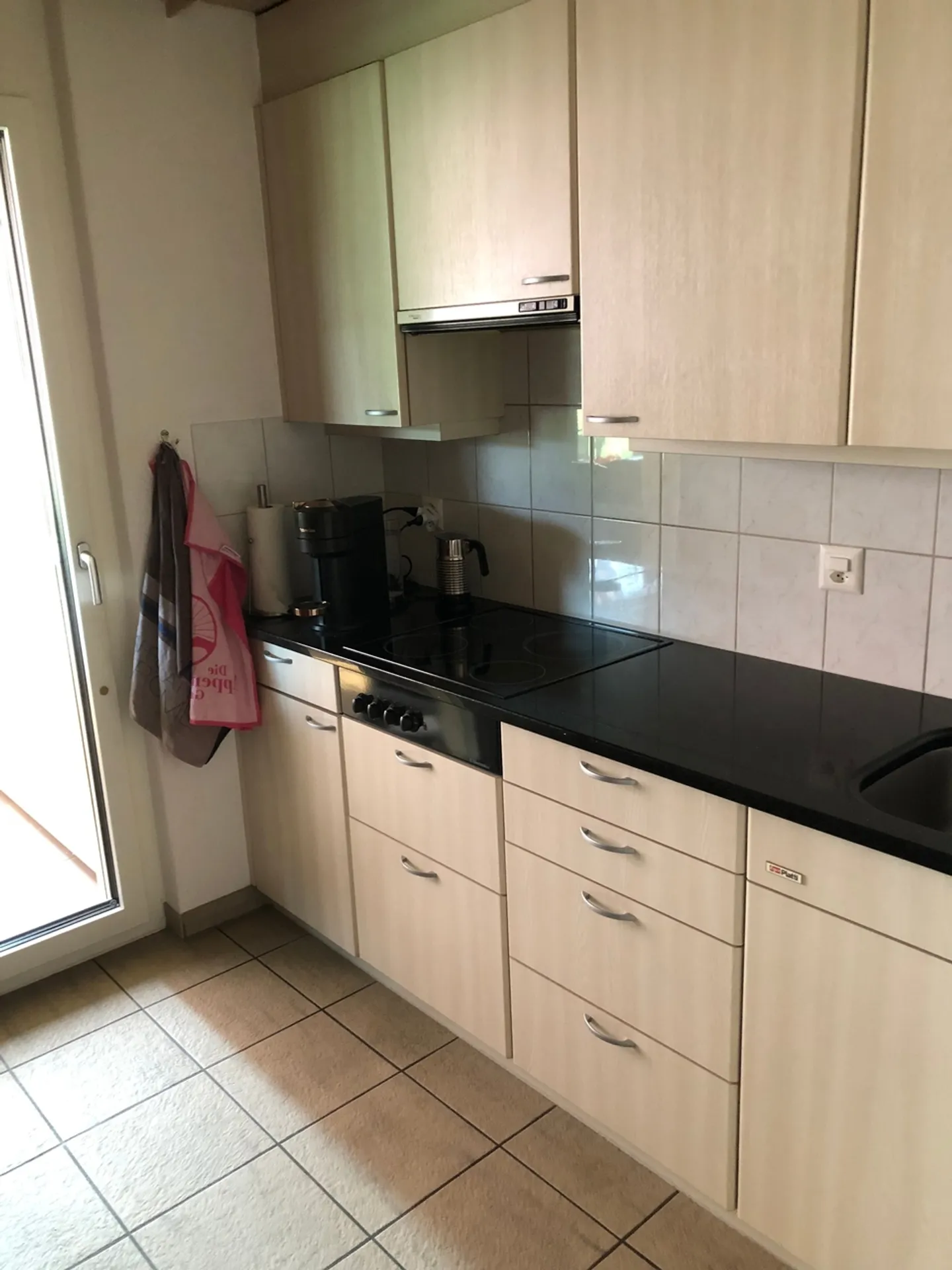 Appartamento affascinante e luminoso di 4,5 stanze a Belp - Foto 2 di 8