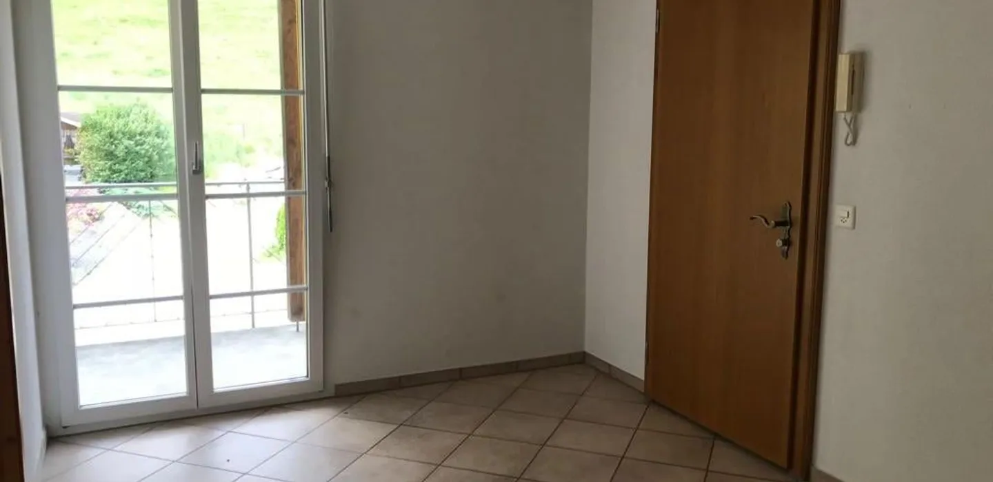 Bellissimo appartamento mansardato a Dussnang - Foto 3 di 10