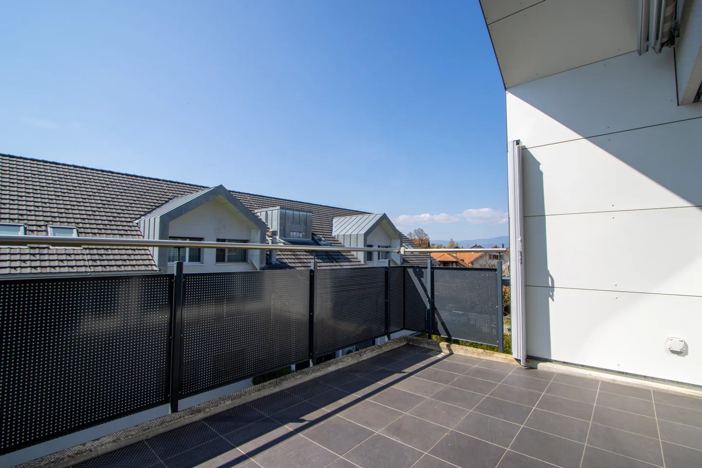 Vivere con stile: Appartamento mansardato di 4.5 locali con un fascino speciale - Foto 10 di 10