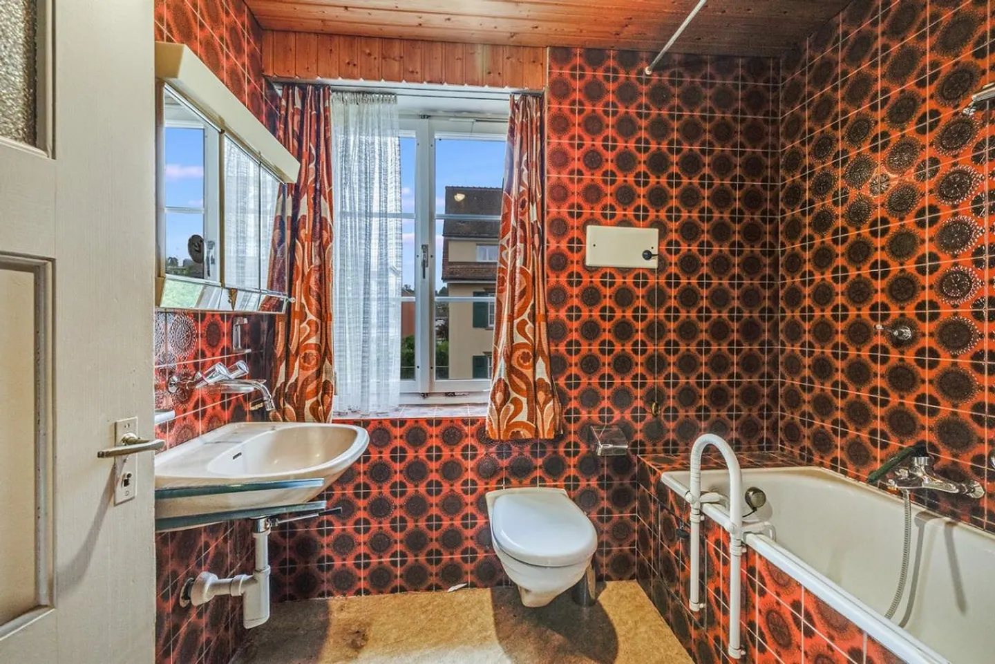 Very beautiful, renovation-required house from the 1920s - Photo 10 of 16