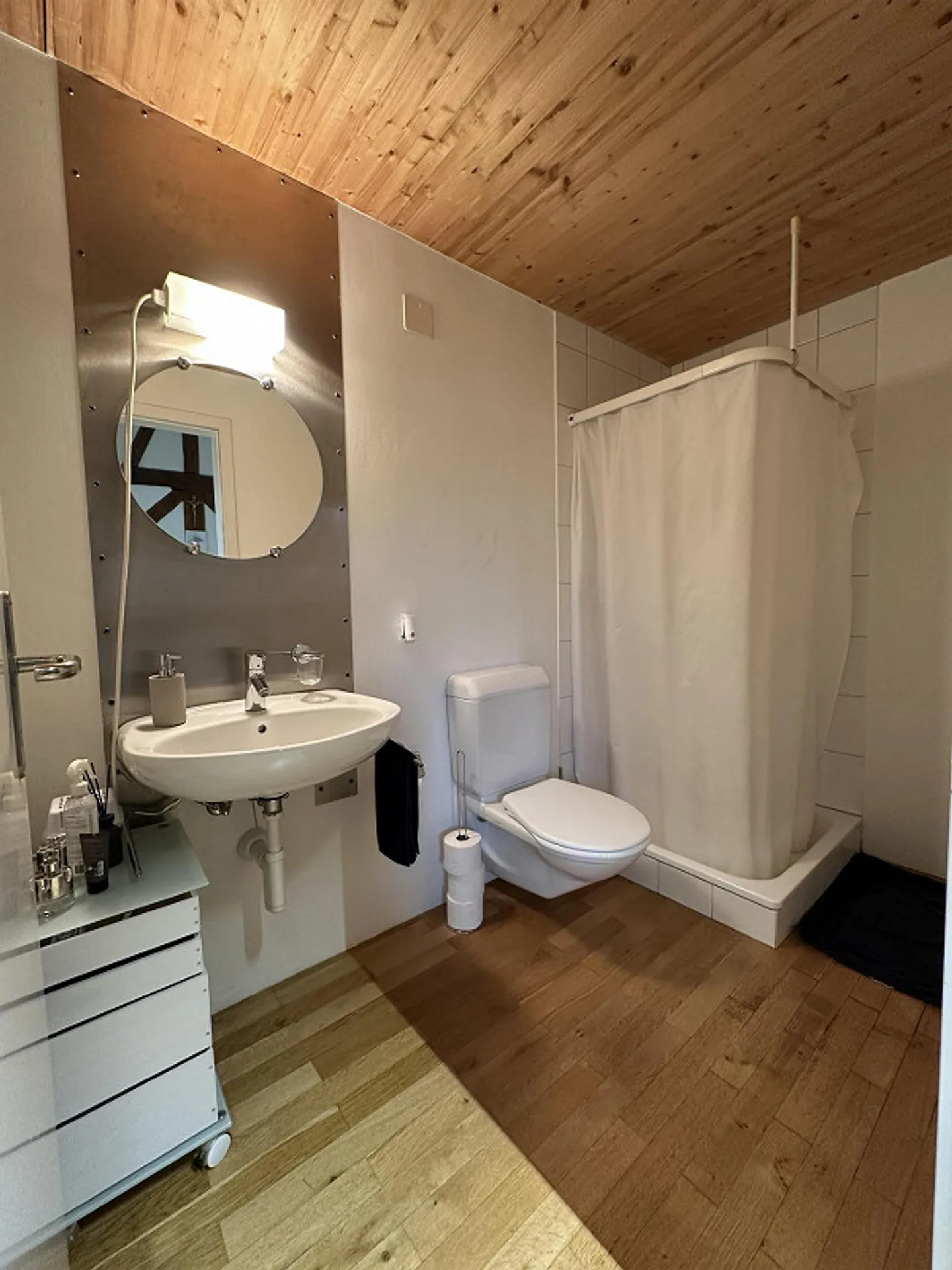 Commercial space in a historic old building property - Photo 9 of 13