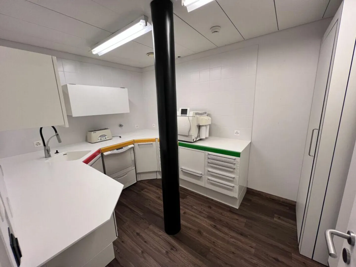 Espace idéal pour des activités médicales ou dentaires - Photo 5 sur 5