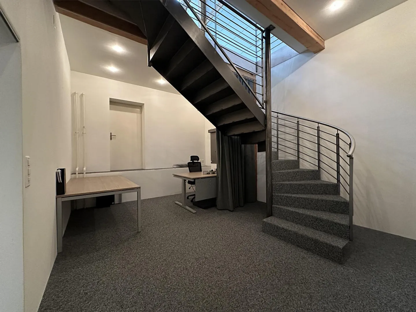 Commercial space in a historic old building property - Photo 10 of 13