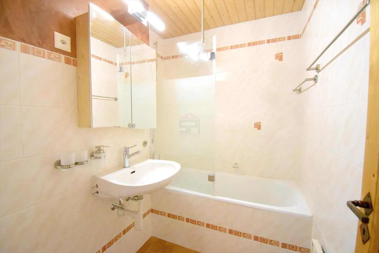 Ampio appartamento di 3,5 locali con balcone a Tolochenaz - Foto 11 di 11