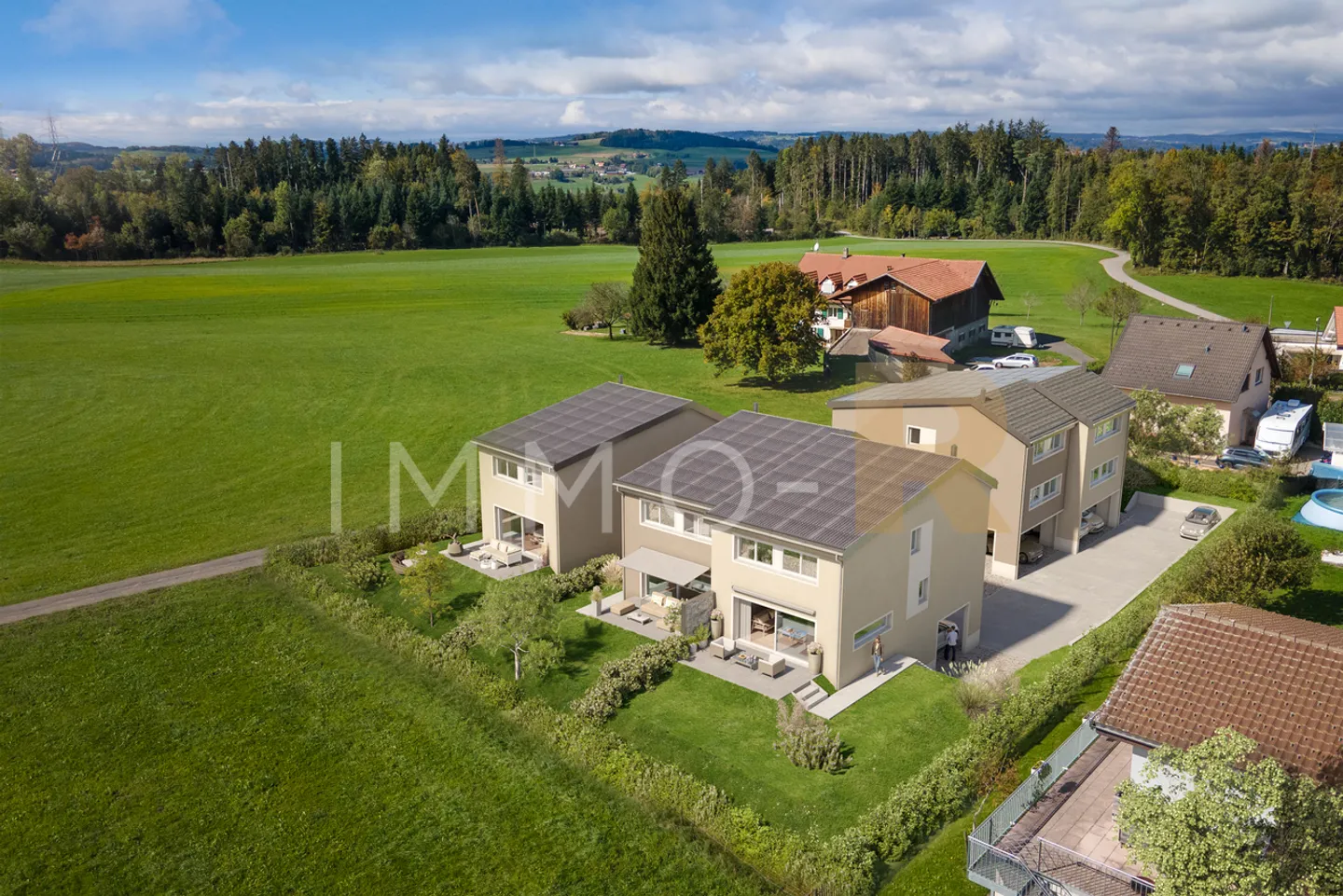 New Row Villas - Photo 1 of 6