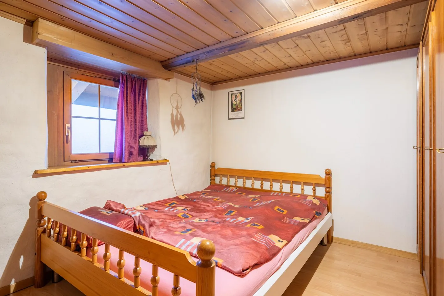 Residential building in the heart of Goldswil - A house with history seeks future - Photo 22 of 22