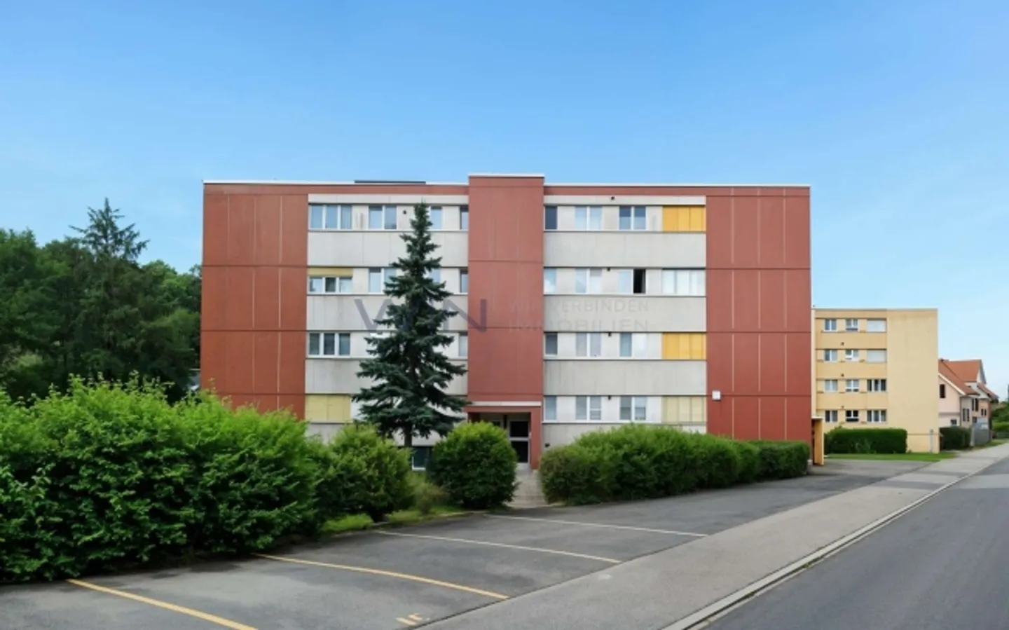 Value-conscious living, relaxed investing - Photo 2 of 3