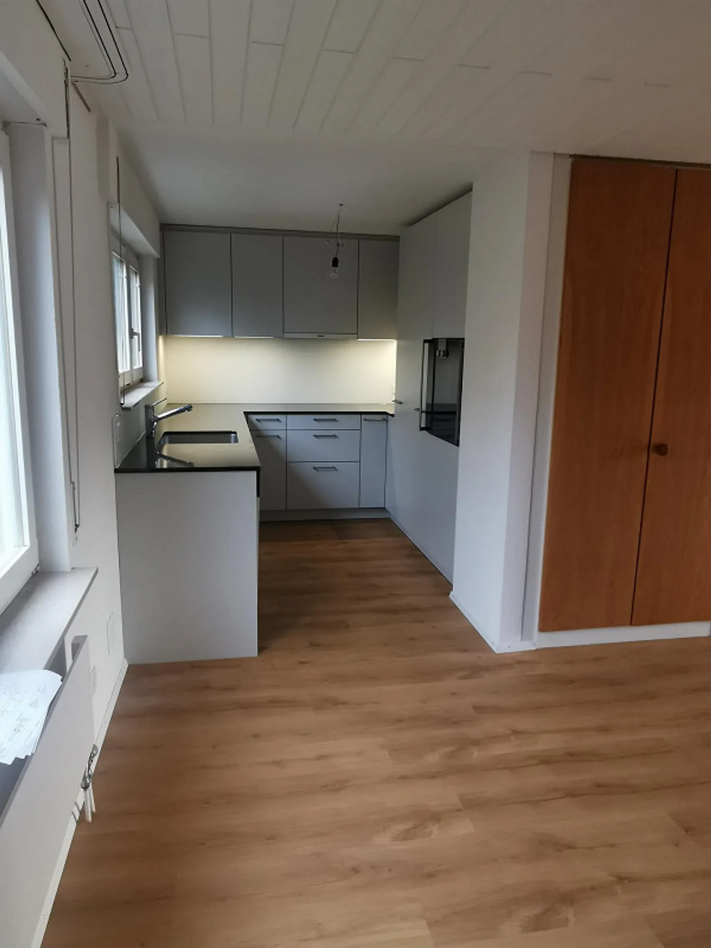 Spacious 7.5-Room House with Garden and Garage - Photo 11 of 29