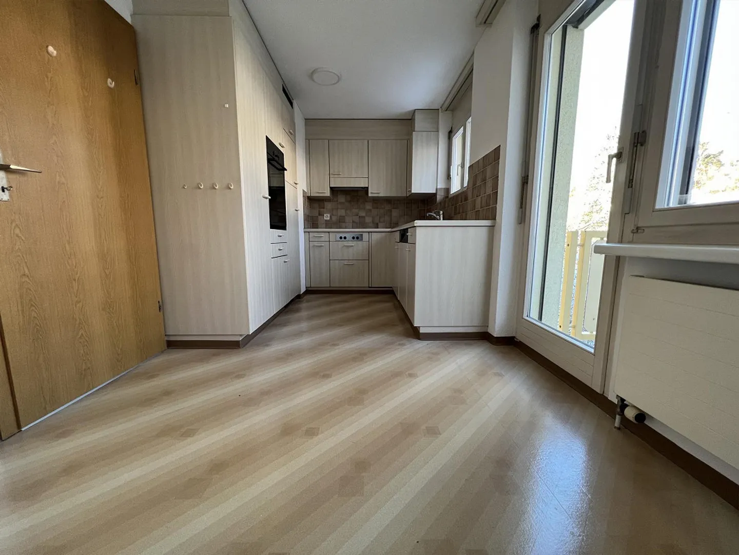 Spacious 4.5-room apartment in a quiet residential area in St. Georgen - Photo 3 of 15