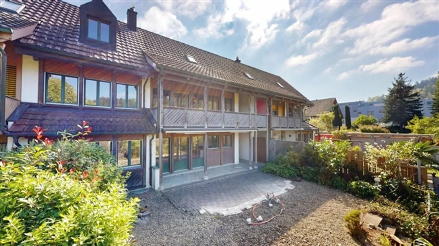 «Hier können Wohnträume wahr werden - Reiheneinfamilienhaus mit viel Potenzial» - Foto 2 von 17