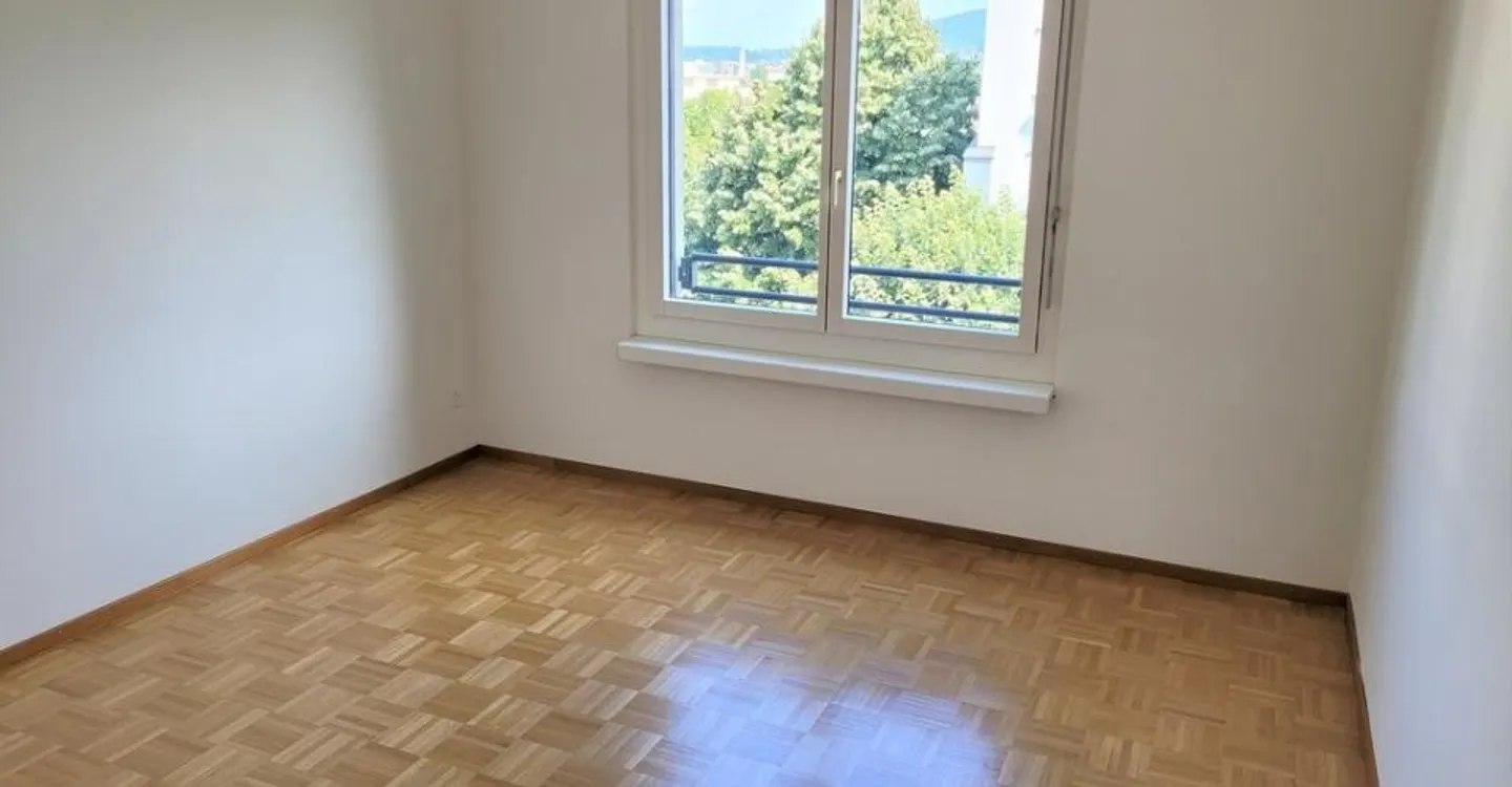 Zentrale 2.5-Zimmer Wohnung - Foto 2 von 5