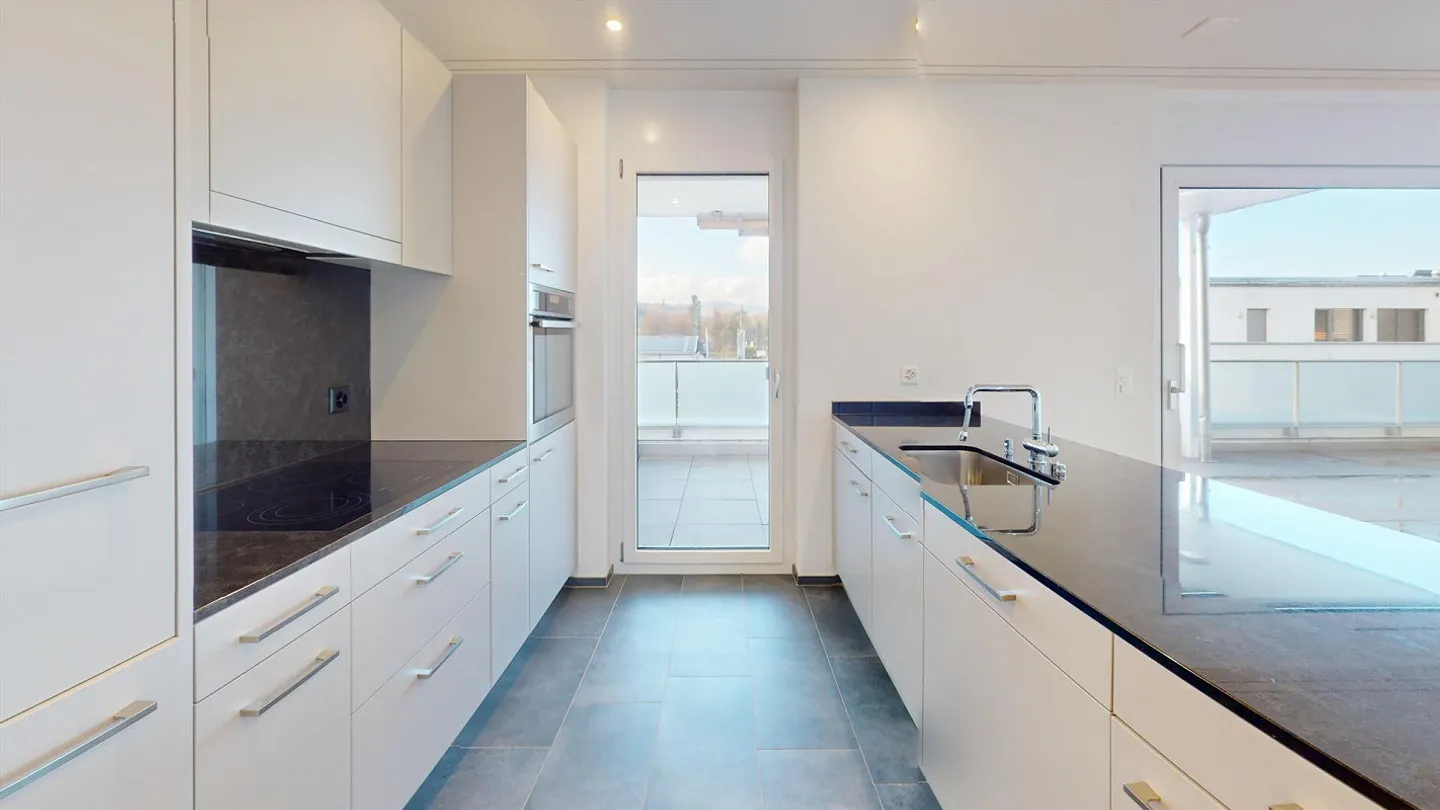 Light, Peace & Comfort - Modern Penthouse Apartment in Bürglen - Photo 4 of 9