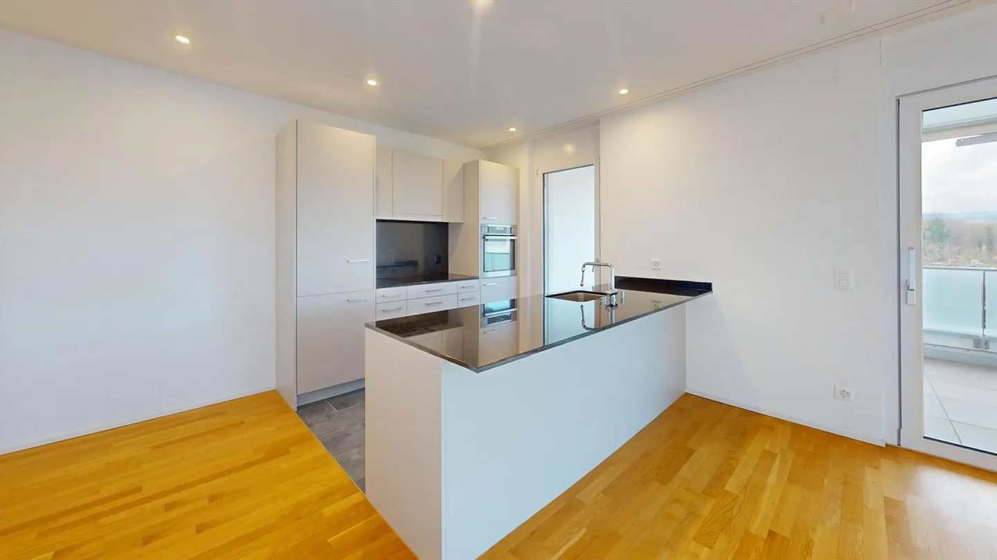 Light, Peace & Comfort - Modern Penthouse Apartment in Bürglen - Photo 5 of 9