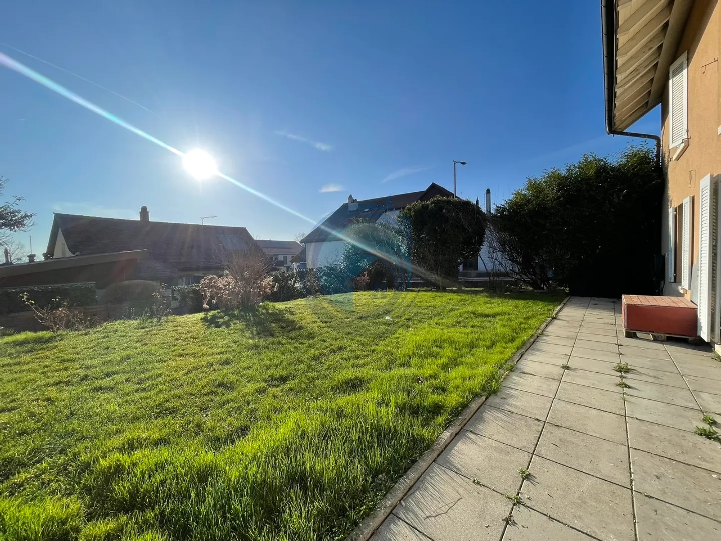 MAGNIFIKANTE RENOVIERTE 3,5-ZIMMER-WOHNUNG IN SÉVERY - Foto 12 von 13