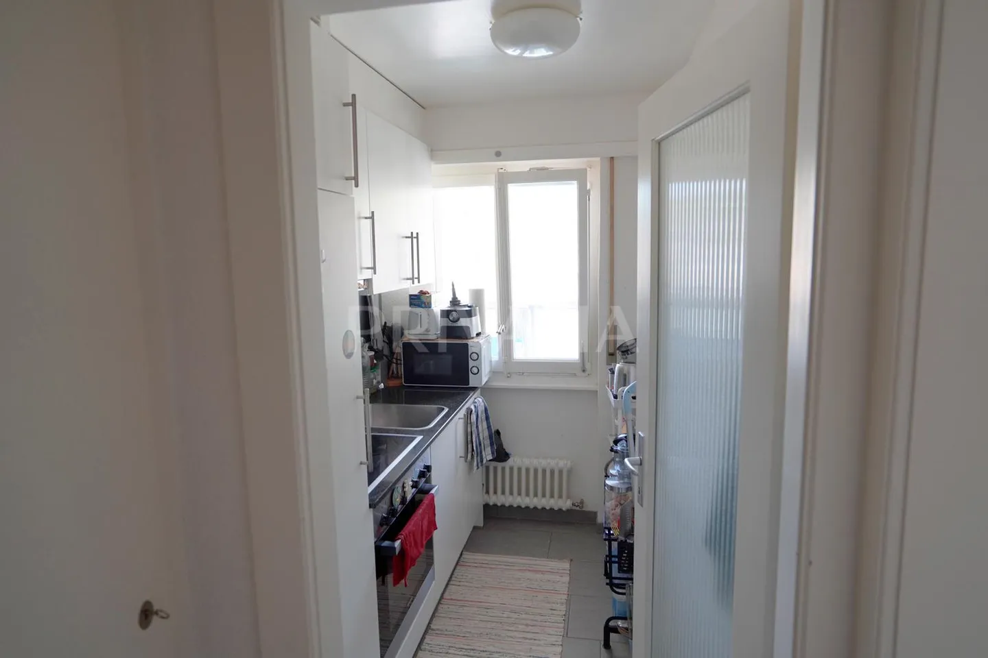 Exclusive - 2 ½-room apartment with balcony and impressive view - Photo 4 of 8