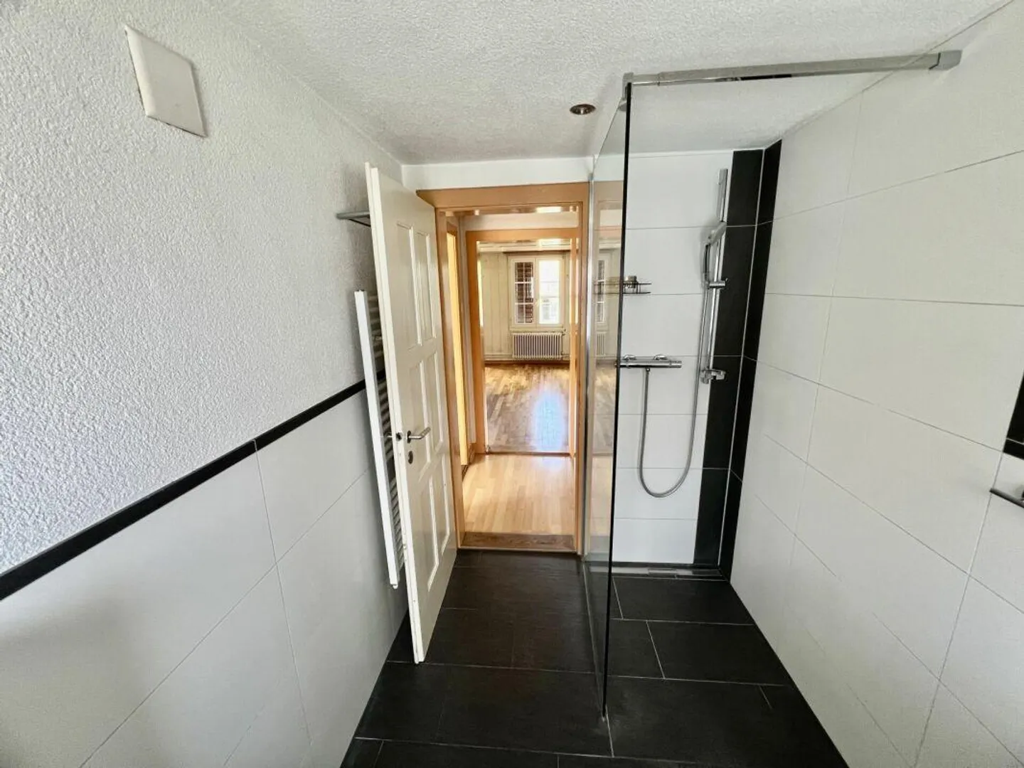 Appartamento centrale di 4,5 stanze a Bürglen - Foto 6 di 13