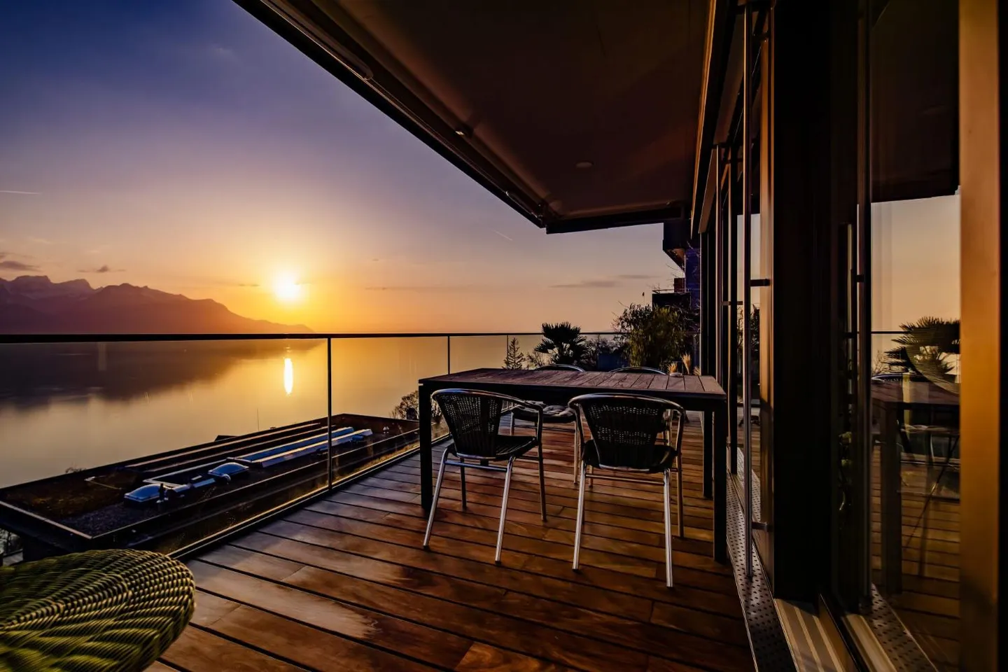 VILLAS BELVÉDÈRE - APPARTAMENTO 4,5 LOCALI CON VISTA UNICA SUL LAGO - Foto 3 di 13