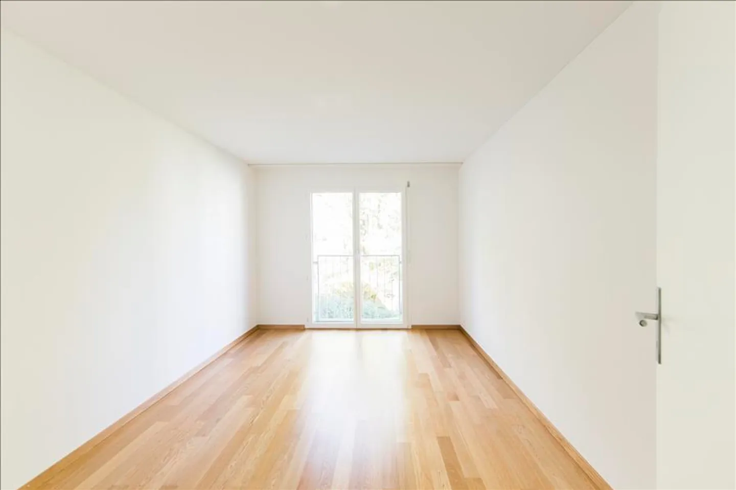 Apartment for rent - Photo 7 of 9