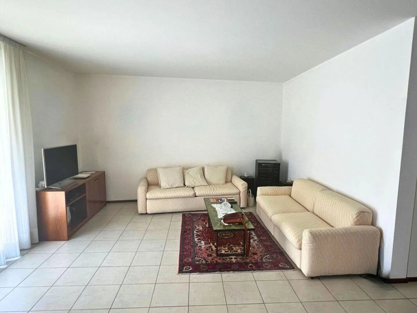 3.5 Room Apartment in Chiasso - Photo 3 of 11