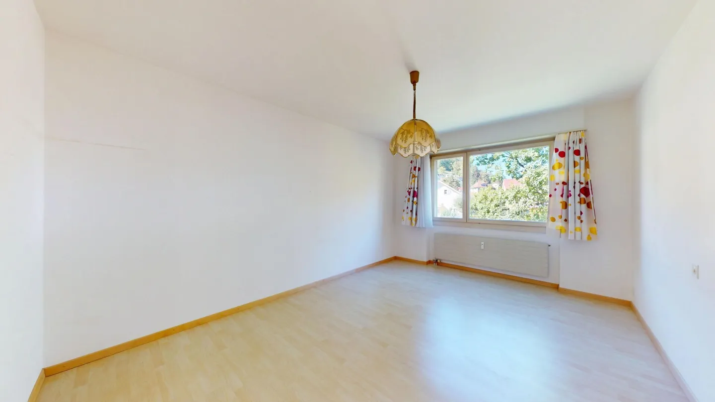 Cozy apartment with a lot of design potential in a central location - Photo 6 of 9