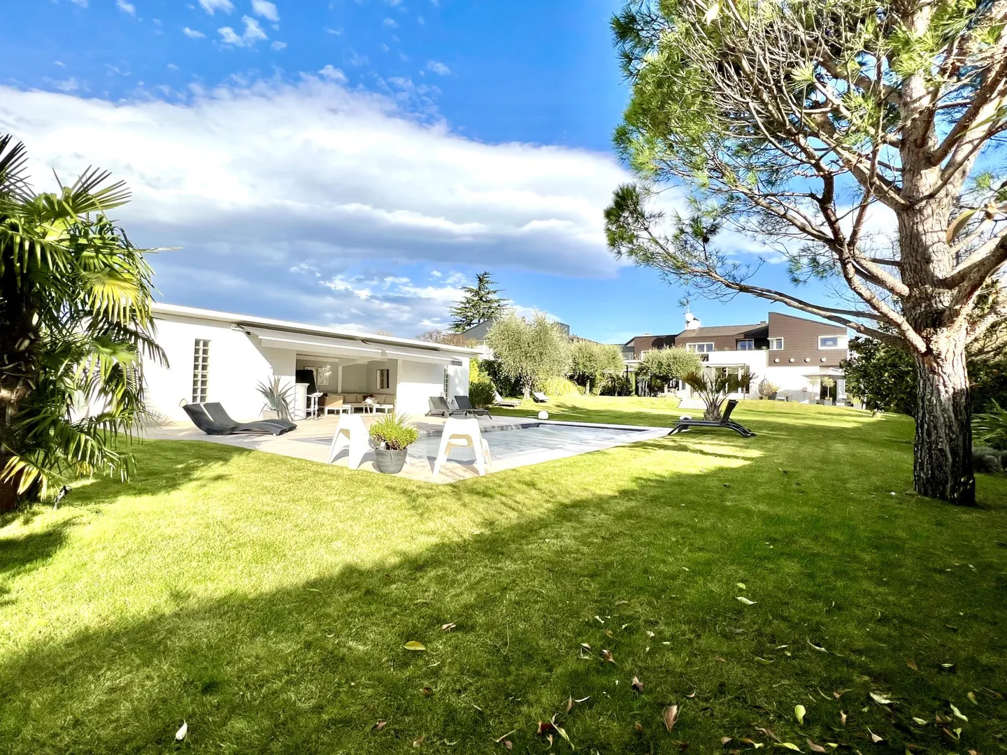 Villa contemporanea vicino a Ginevra - Foto 1 di 4