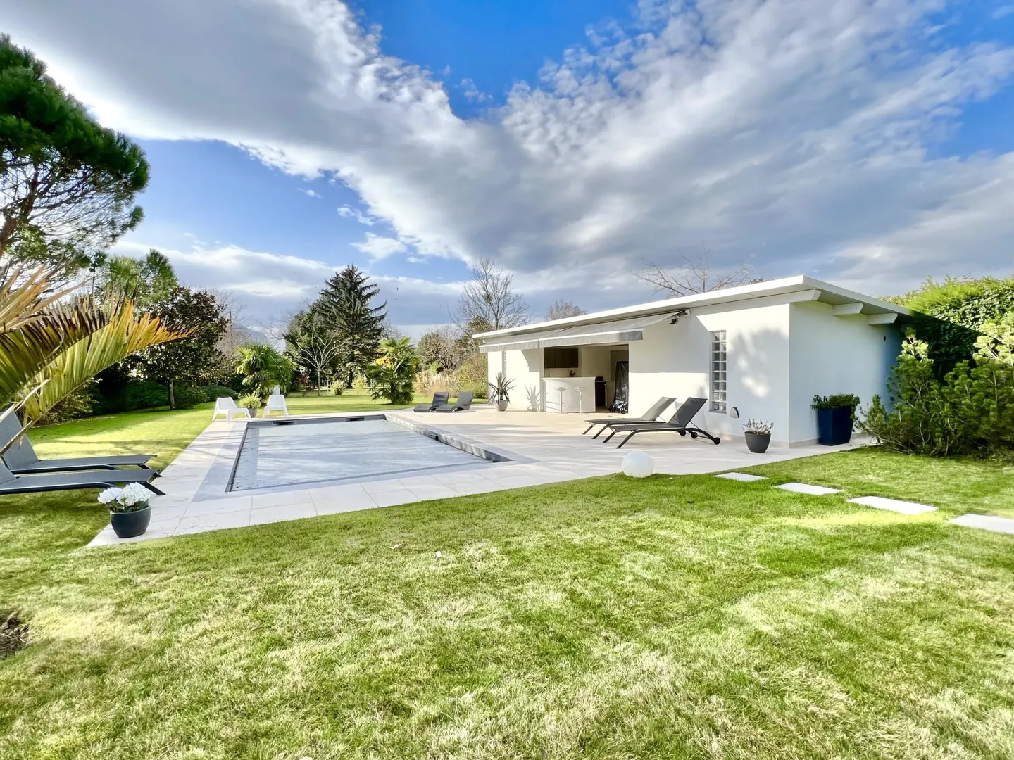 Villa contemporanea vicino a Ginevra - Foto 3 di 4