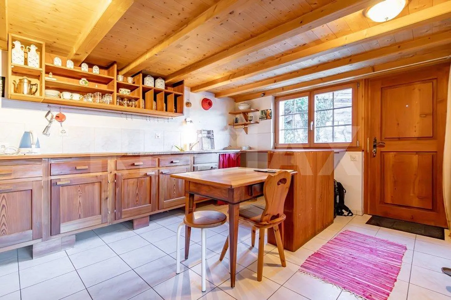 Immeuble à trois appartements - Photo 3 sur 13