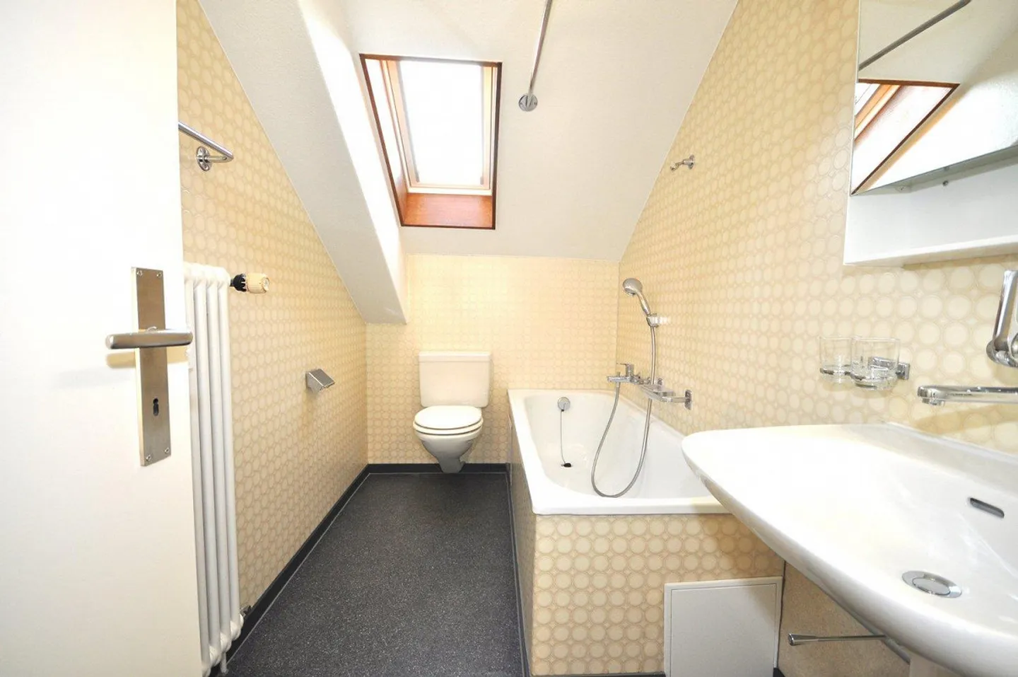 Attico in stile storico a Messeplatz - Foto 7 di 7