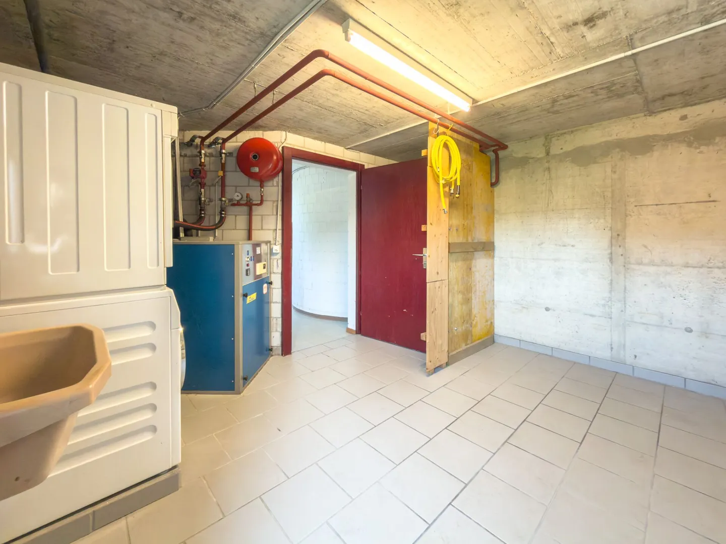 Maison jumelée charmante et spacieuse dans un emplacement soigné - Photo 23 sur 26