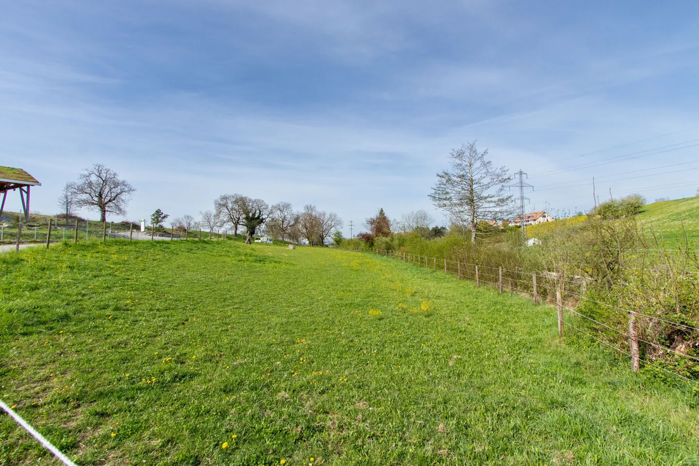 Terreno edificabile a Münchenwiler - Foto 1 di 4