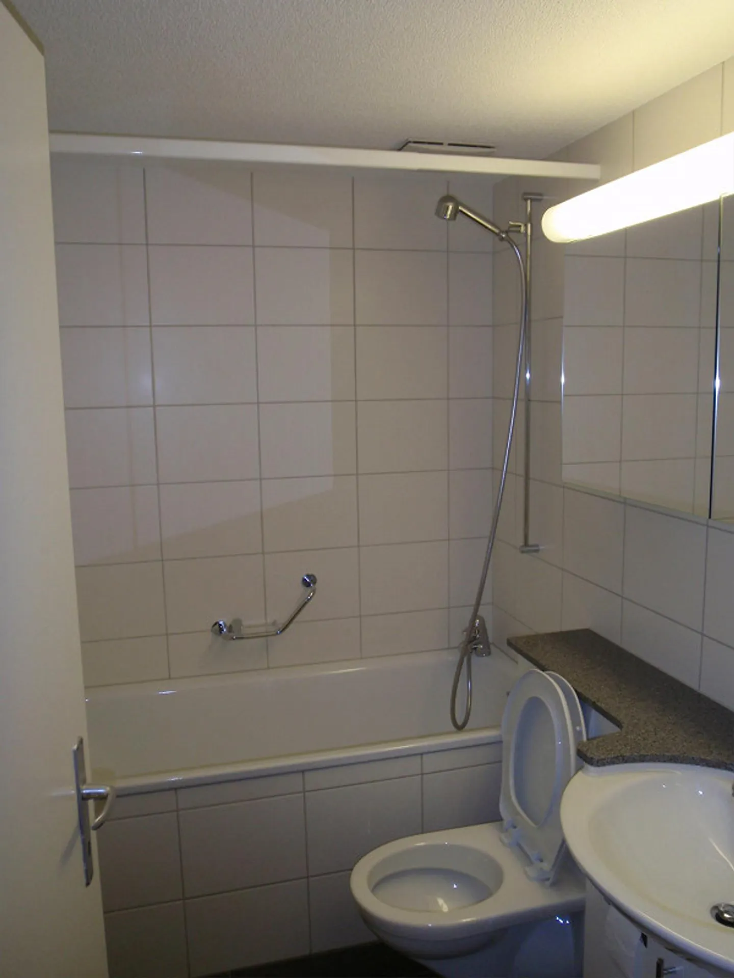 Charmante Wohnung mit Balkon - Foto 6 von 7
