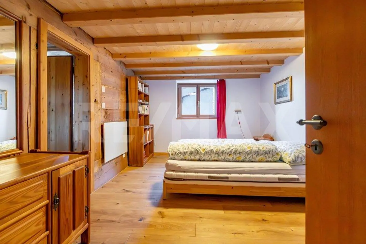 Immeuble à trois appartements - Photo 4 sur 13