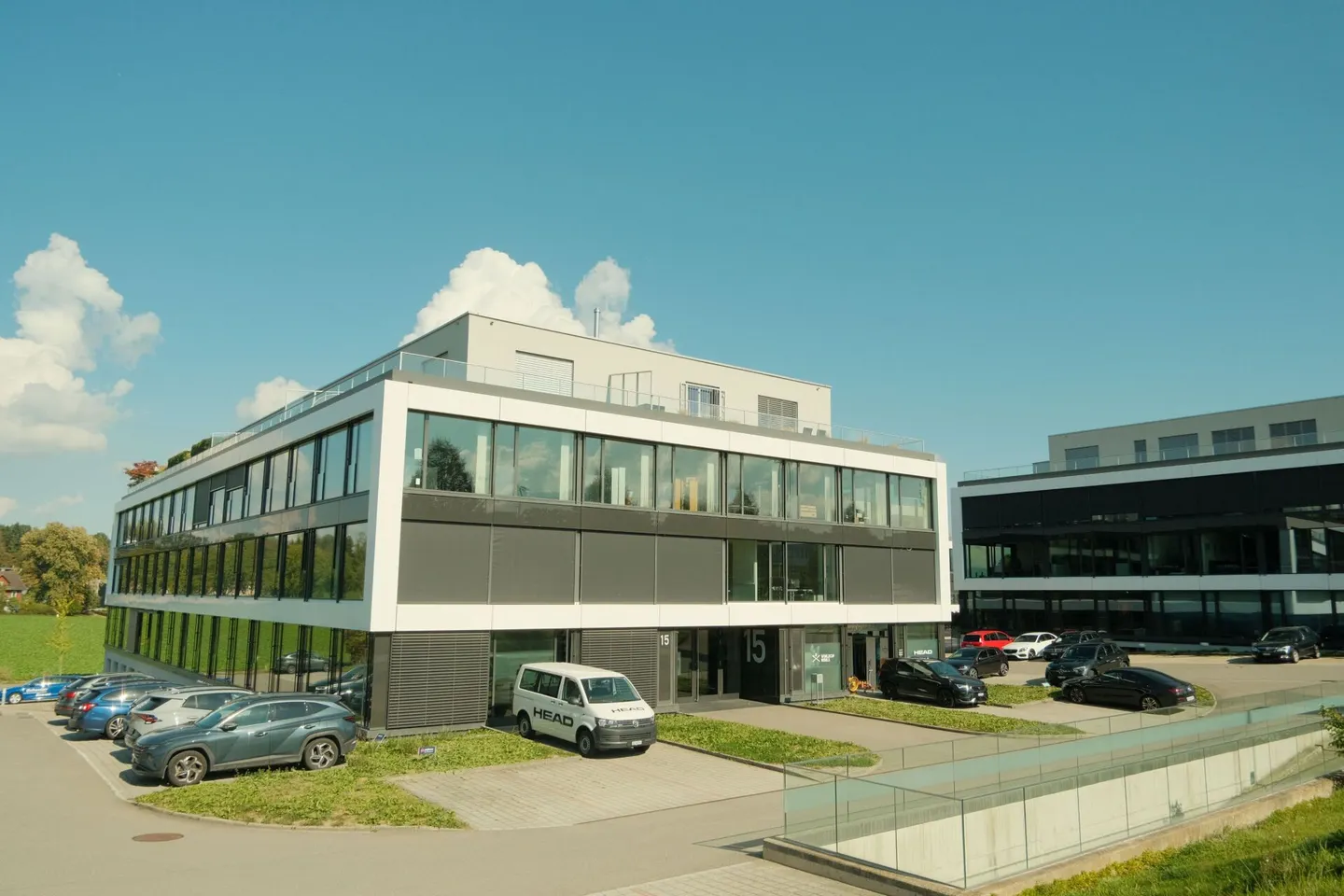 Bureaux de haute qualité dans la région économique de Zug - Photo 2 sur 13