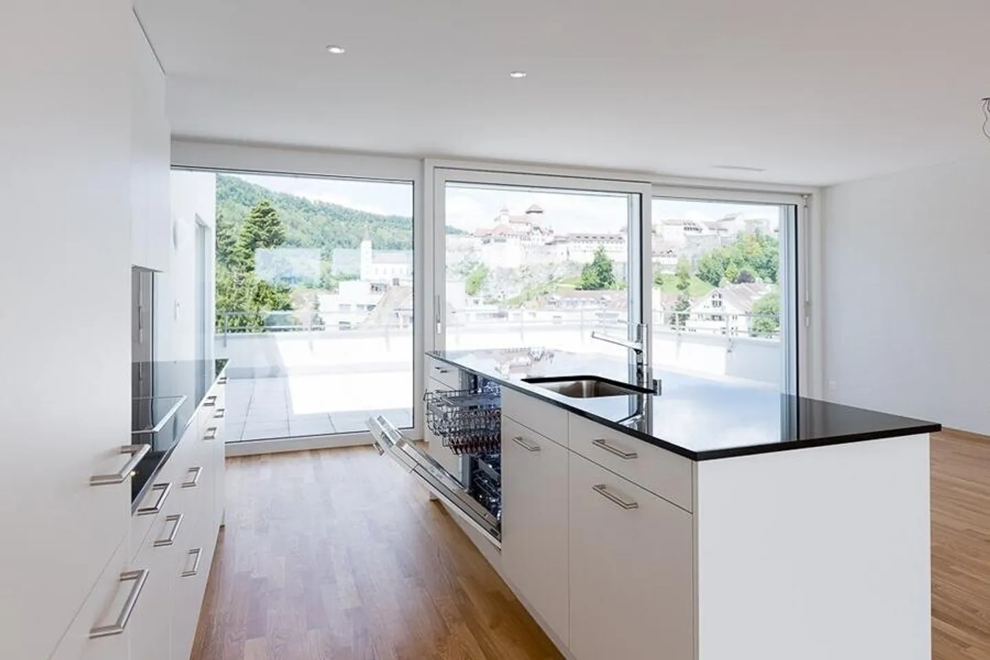 Wohn- &amp; Wohlfühloase - Attikawohnung mit 2 Terrassen - Foto 4 von 10