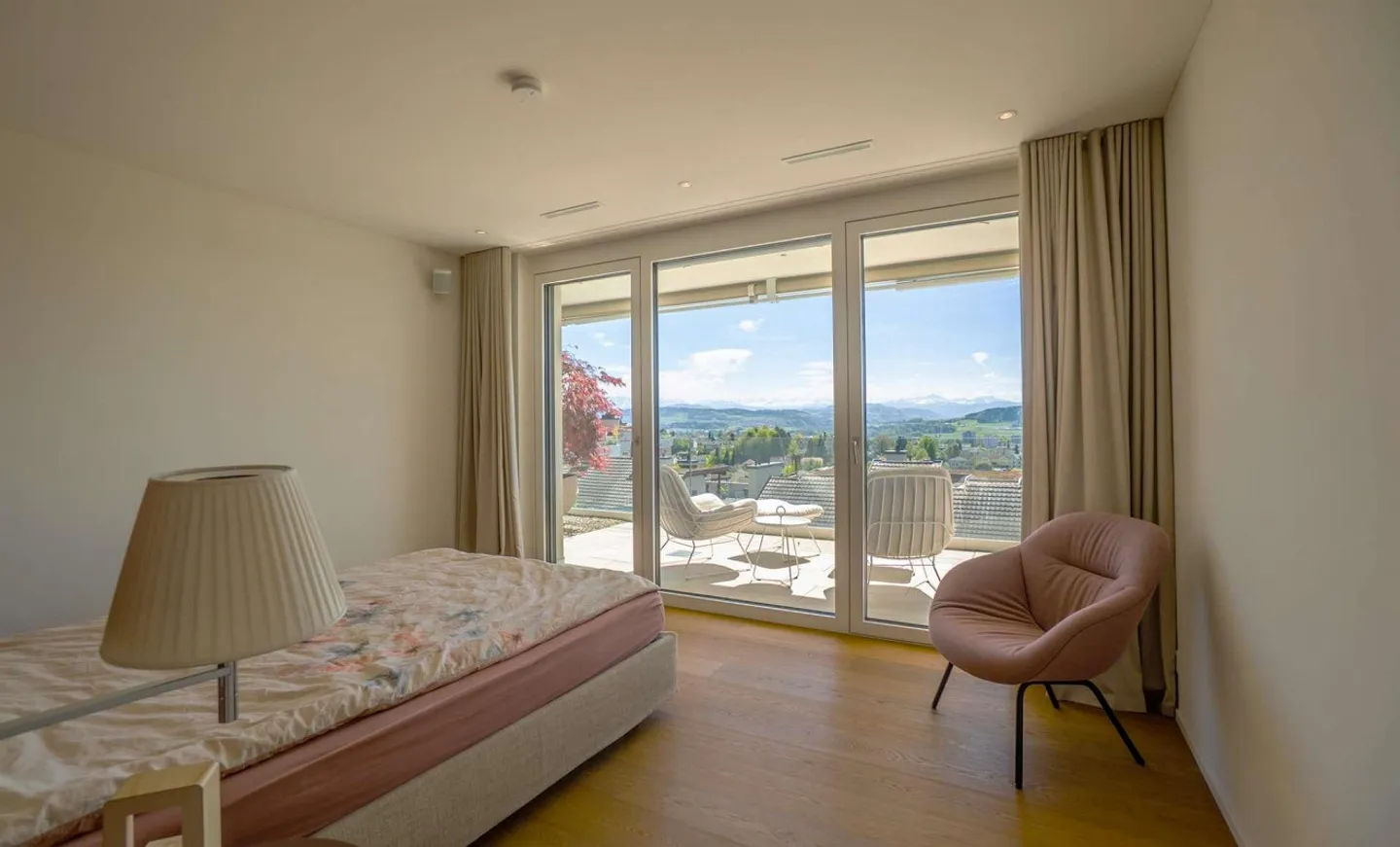 Luxuswohnung mit Terrasse - Foto 9 von 18