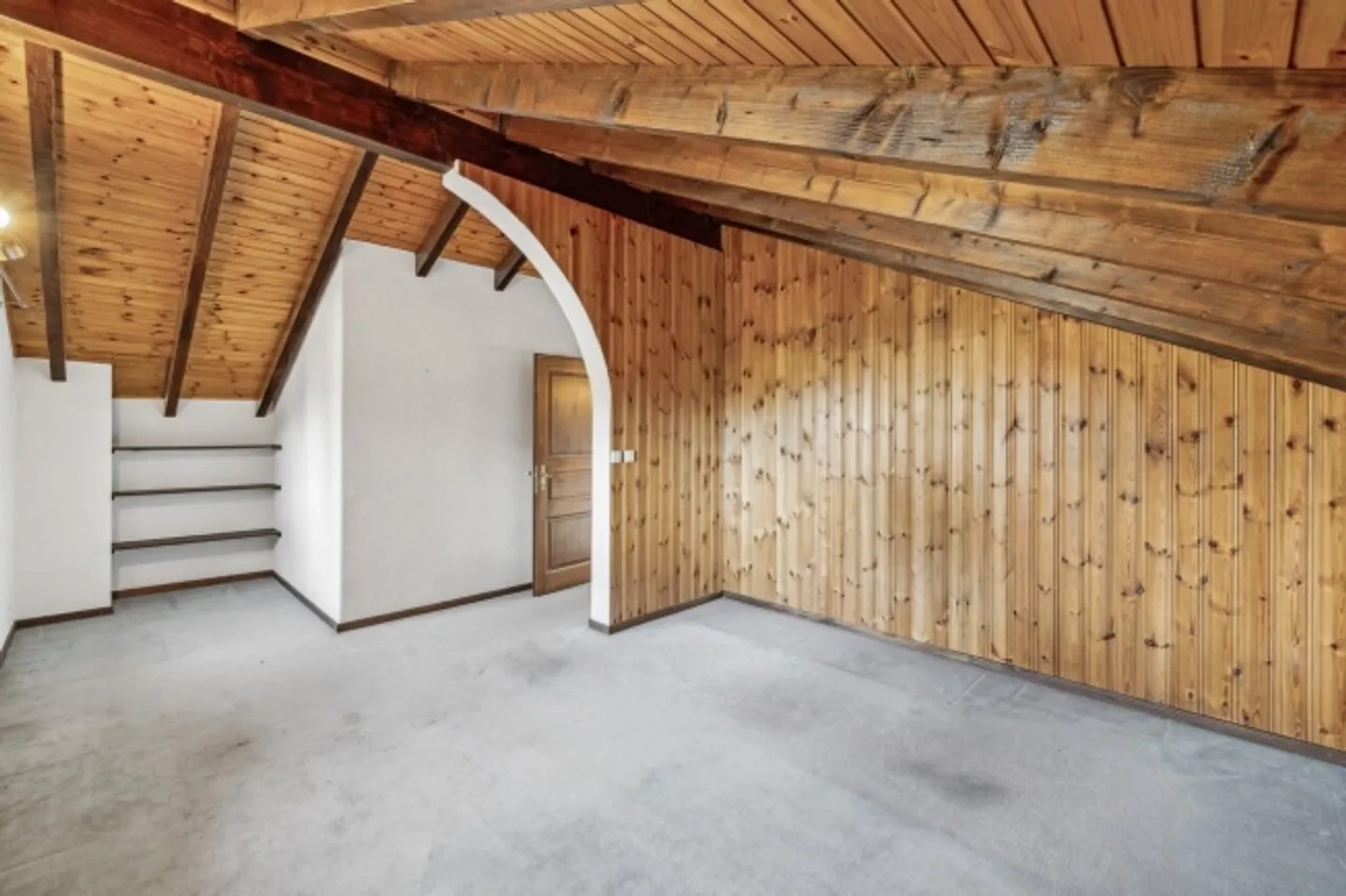 «Einfamilienhaus mit 6.5 Zimmern 
mit unabhängiger Unterkunft und Garten» - Foto 9 von 10