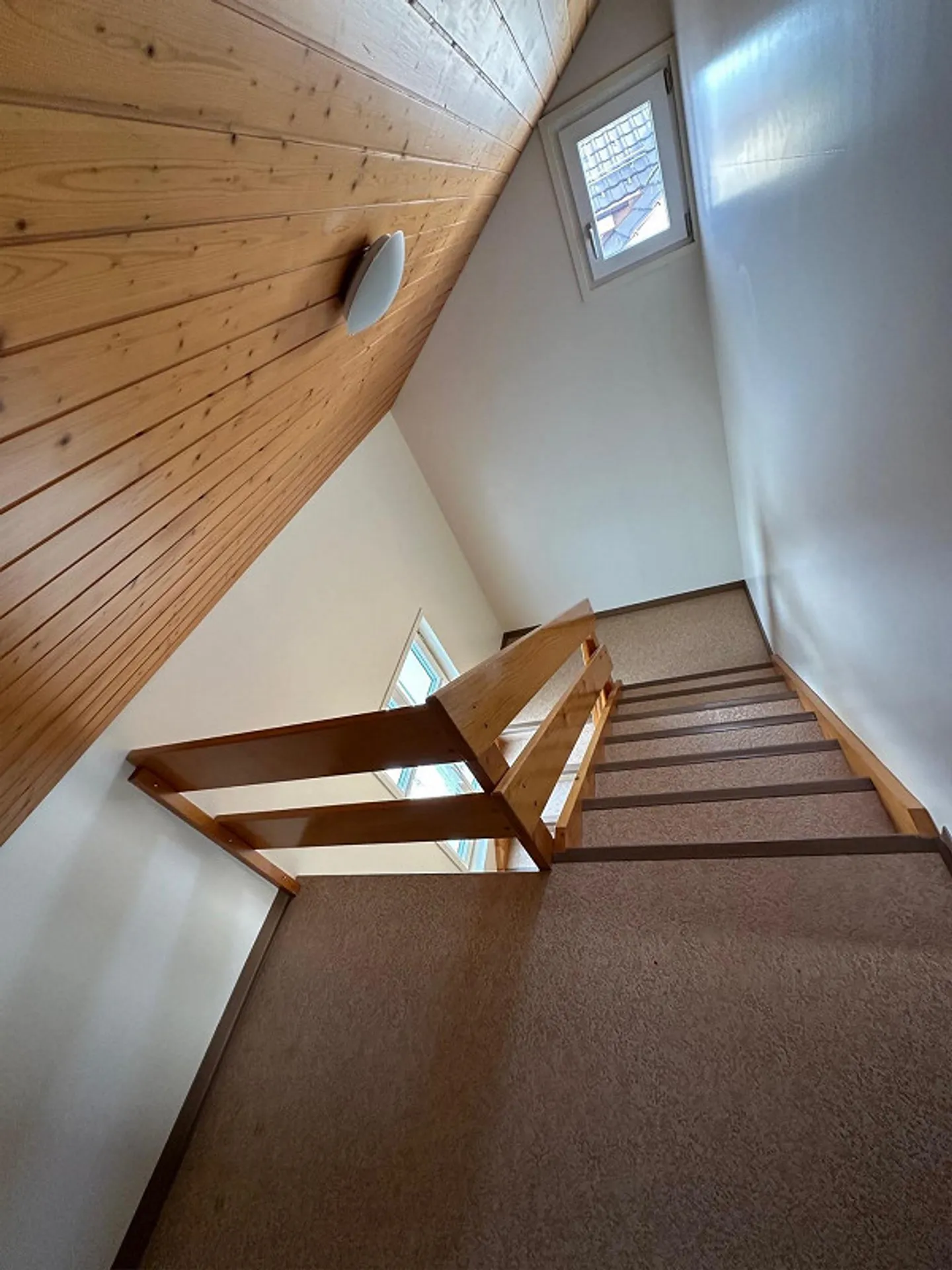 Charmante appartement 3 pièces sur 3 étages dans un endroit calme - Photo 9 sur 10