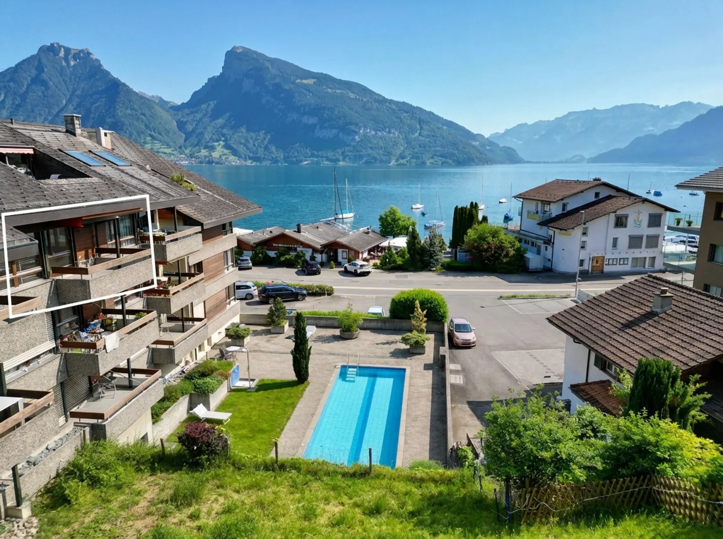 Vivre avec vue sur le lac et la montagne à Faulensee - Photo 1 sur 11